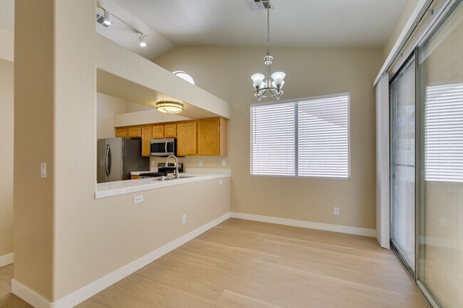 Building Photo - SW BEAUTY*2 BEDROOMS*OPEN FLOORPLAN*COMMUNITY POOL, GATED*CHECK THIS HOME OUT TODAY!