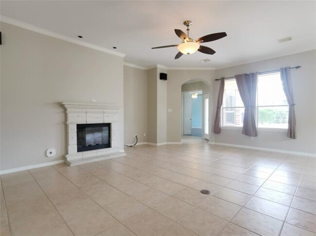 Building Photo - 2911 Weatherford Ct