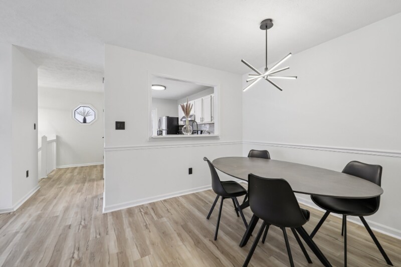 Building Photo - 2209 Hunters Run Dr