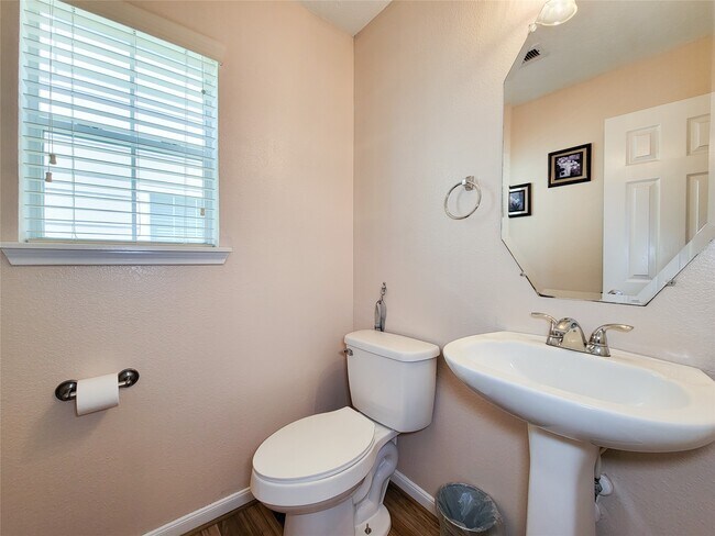 Building Photo - 7726 Sagemark Ridge Dr