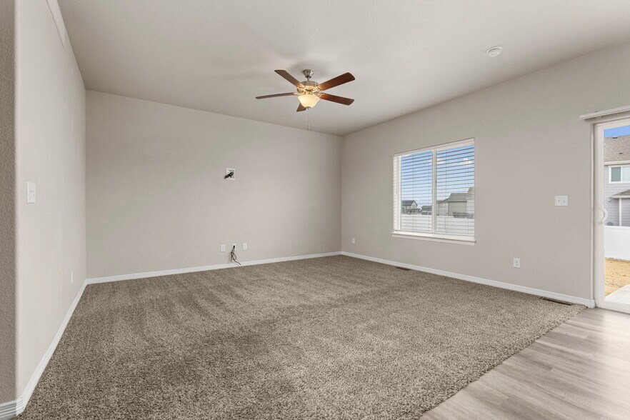 Building Photo - 1661 Northcroft Dr