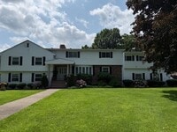 Building Photo - 16 Indian Rock Dr