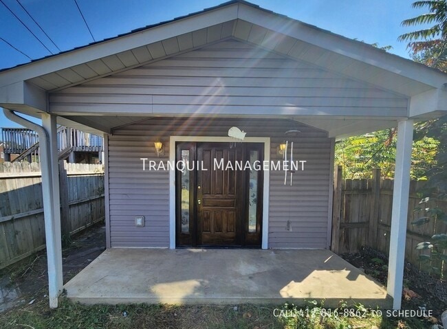 Building Photo - 542 Reed St