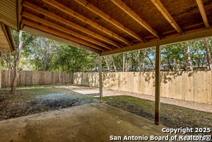 Building Photo - 14210 Light Bend