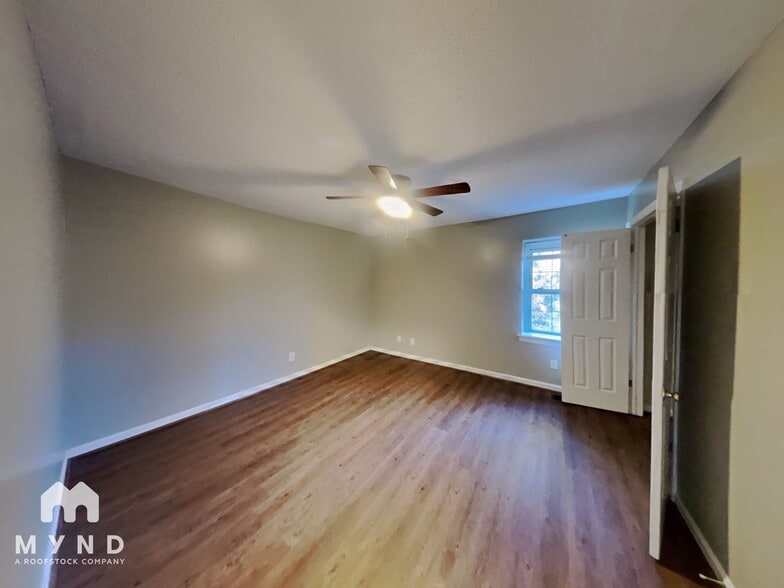 Building Photo - 4705 Blue Bird Ct