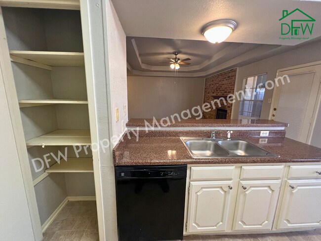 Building Photo - Charming Single-Story 2/2 Duplex with 2-Car Garage Just Steps from Your Back Door – Arlington, TX