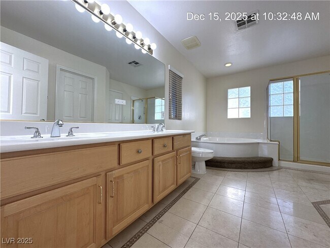 Building Photo - 10985 Fintry Hills St