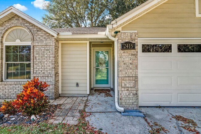 Building Photo - 2415 Will Hardee Rd