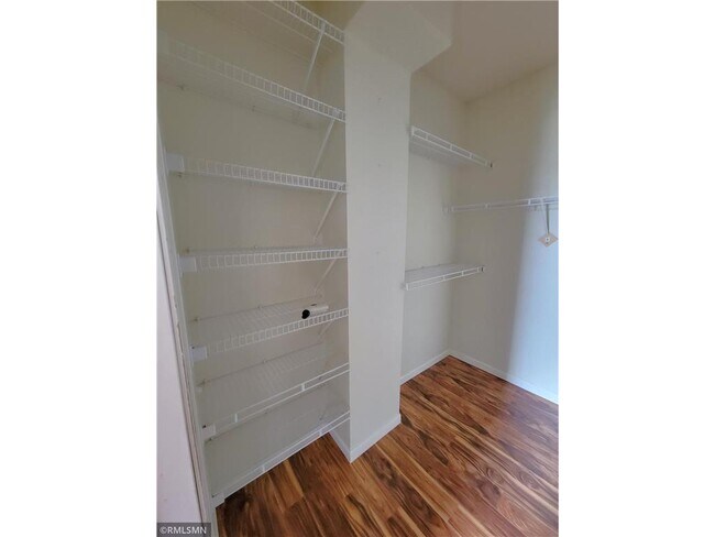 Building Photo - 10266 Bleeker St