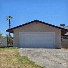 Building Photo - SW- Remodel 3 bedroom/ bath