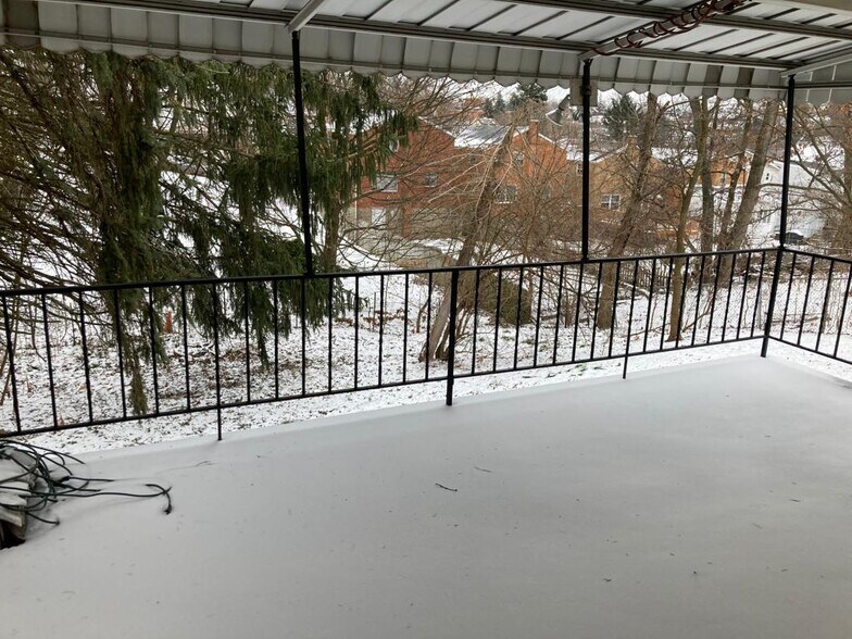 Primary Photo - 2313 Vodeli St