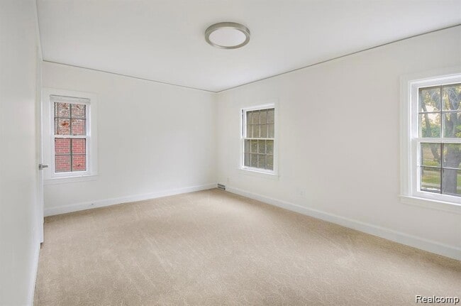 Building Photo - 26085 Humber St