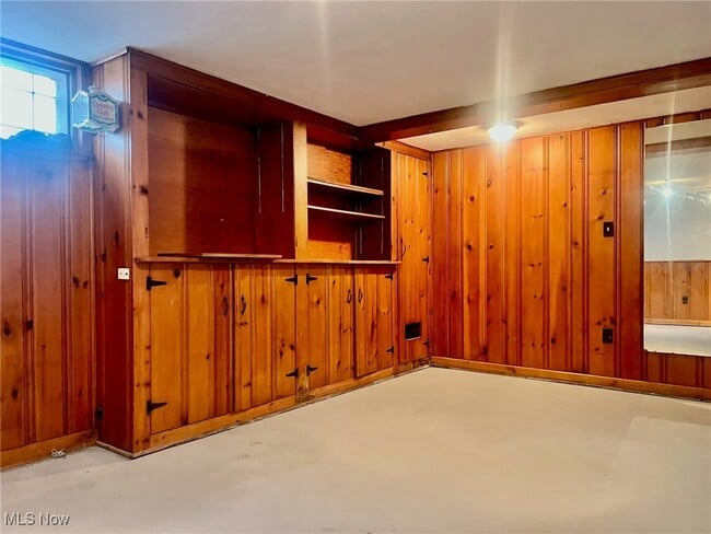 Building Photo - 20608 Harvard Ave