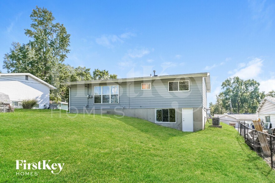 Building Photo - 4147 Garvey Dr