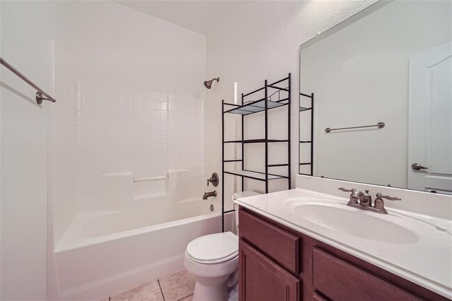 Building Photo - 1508 Augusta Bend Dr