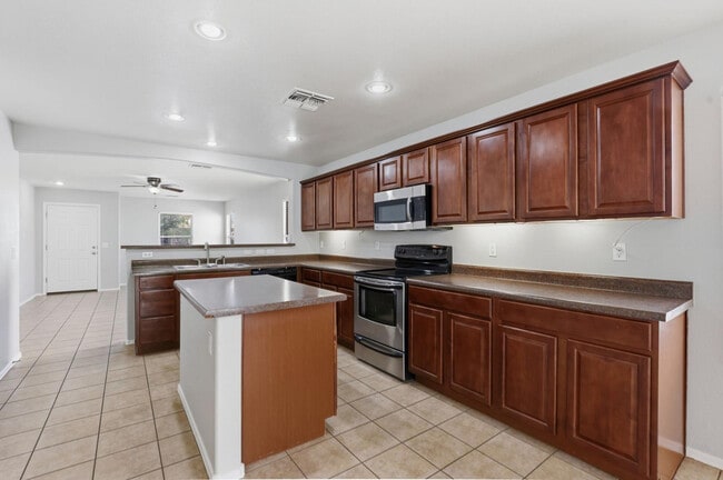 Building Photo - 21858 E Puesta Del Sol