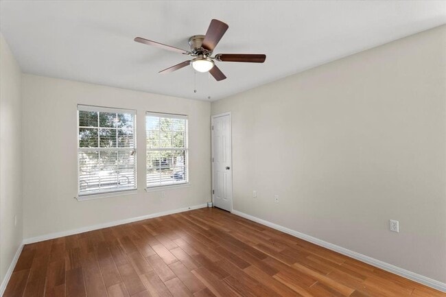 Building Photo - 6001 Perlita Dr