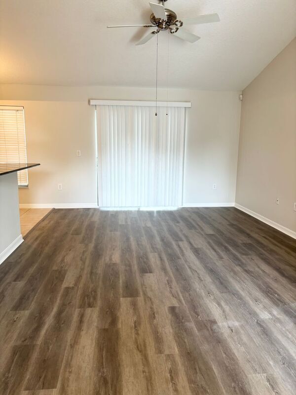 Building Photo - 3048 Verbena Dr