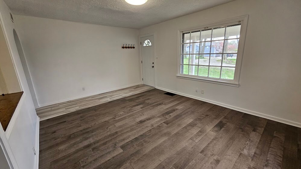 Living Room - 5474 Terrace Ave