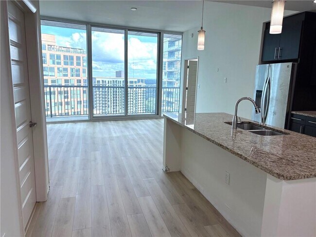 Building Photo - 1080 Peachtree St NE