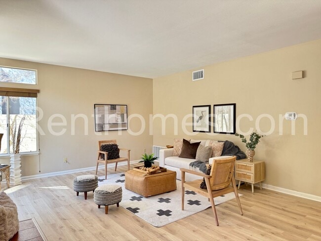 Building Photo - 12613 Crest Knolls Ct