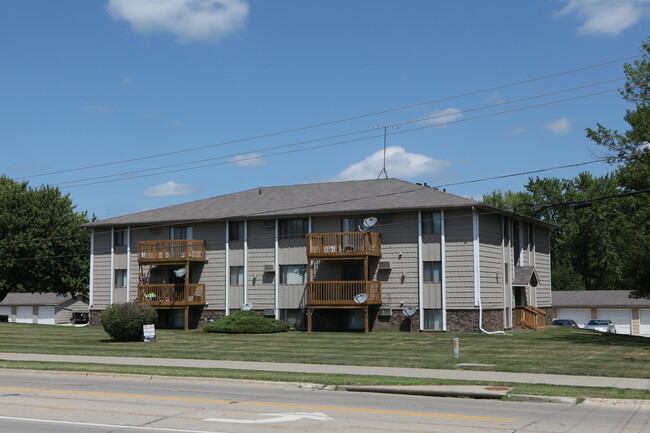 Building Photo - Parkview Apartments