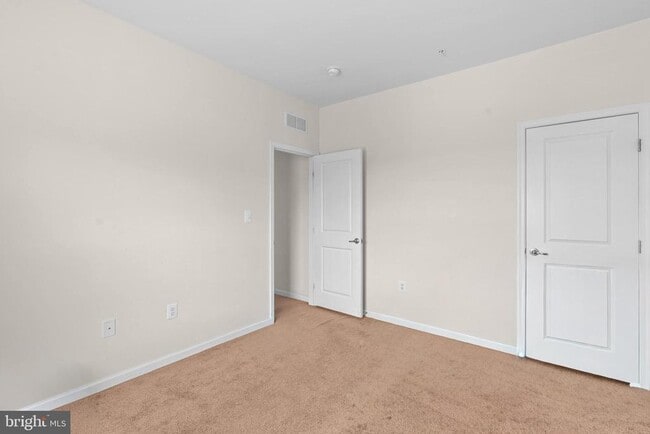 Building Photo - 13727 Port Commerce Ct