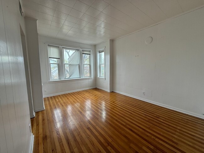 Building Photo - 2818 N Mozart St
