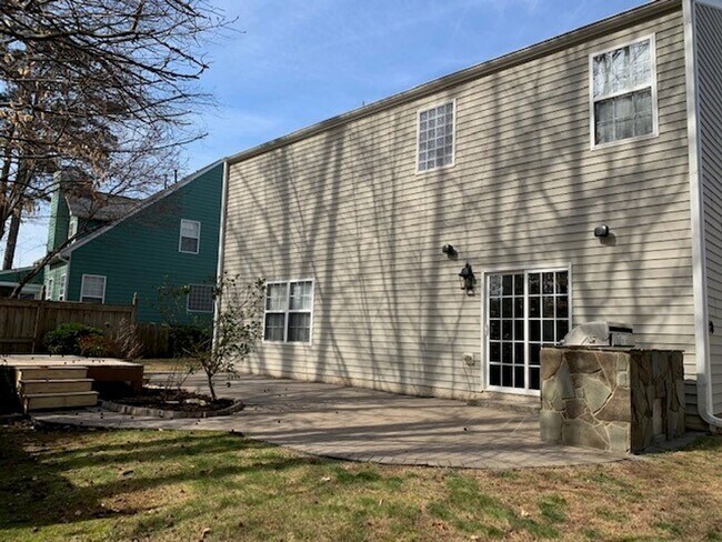 Building Photo - Location, Community, Quality Living. It St...
