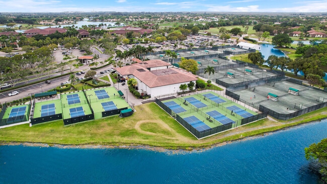 Building Photo - 27 Via Del Corso