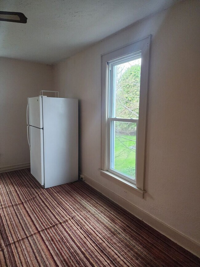 Building Photo - 346w4th