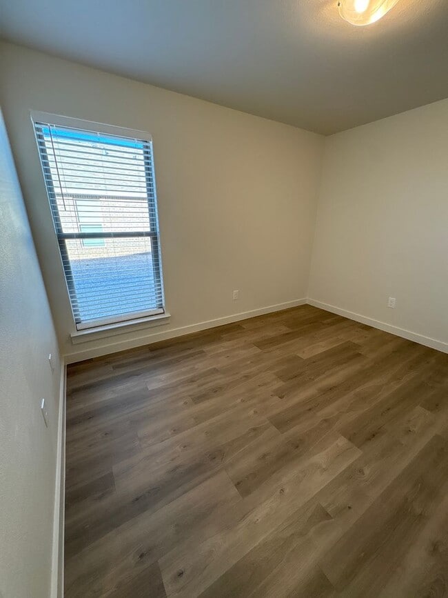 Building Photo - $500 off First Months Rent ask us how!! New, with great sunset views; 2168 Langfords' the home fo...