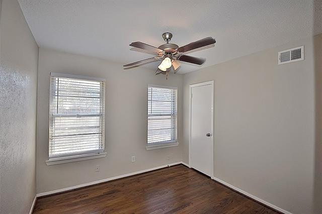 Building Photo - 10232 San Lorenzo Dr