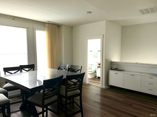 Building Photo - 1140 Kiernan Grove Ln