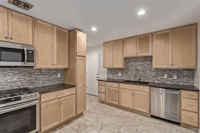 Building Photo - 12097 W New Mexico Ave