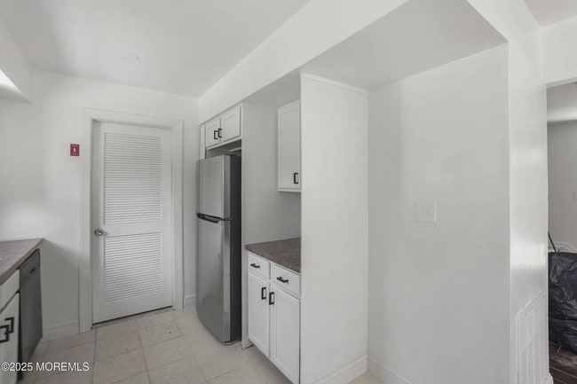 Building Photo - 37 Nautilus Dr