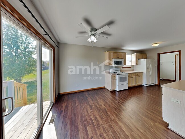 Building Photo - 1304 Partridge Dr