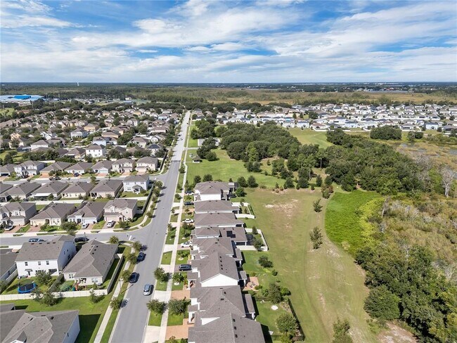 Building Photo - 171 Maravilla Way