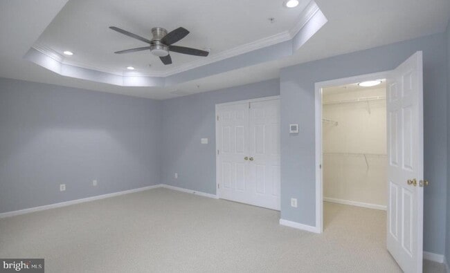 Building Photo - 422 Sheila St