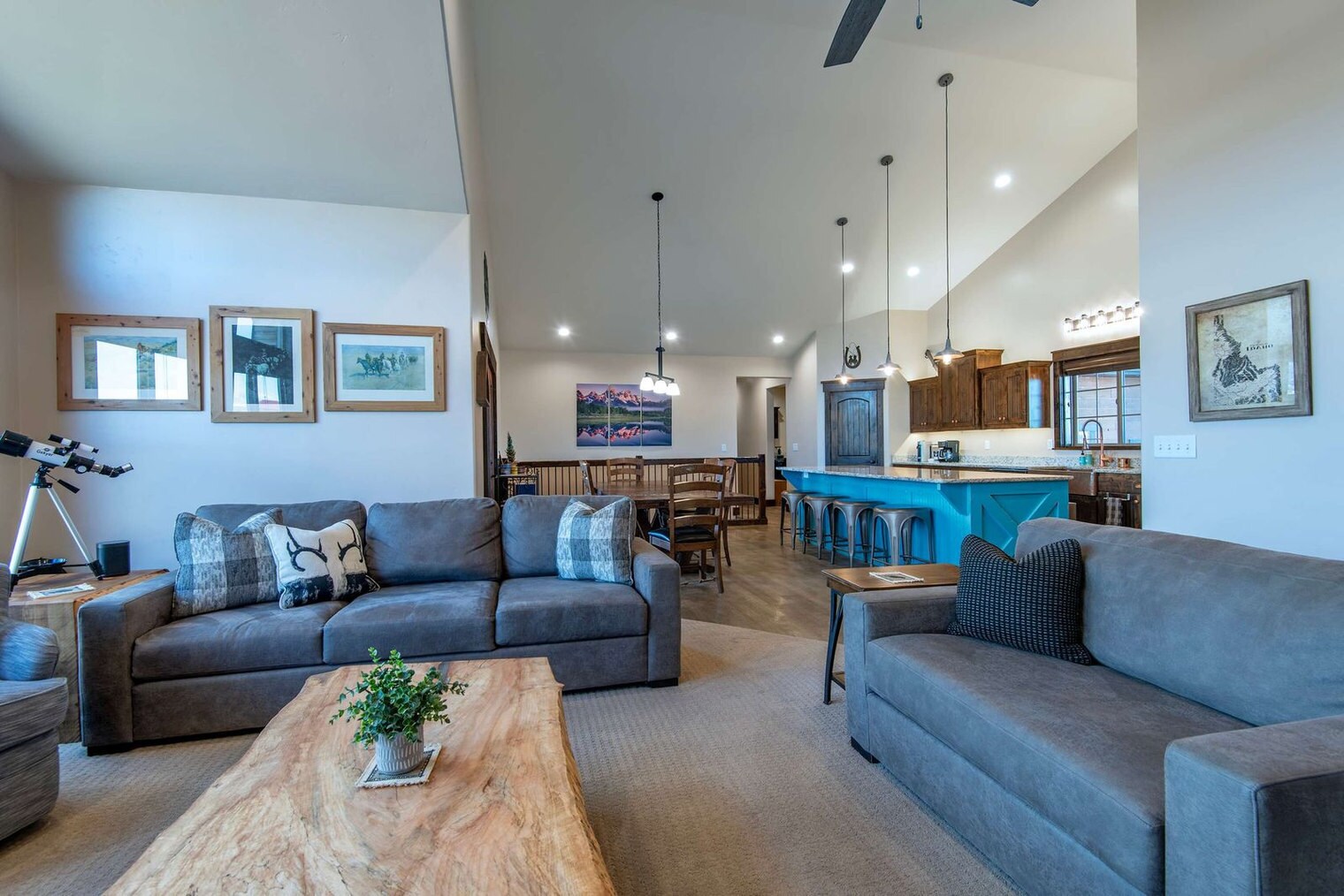 Building Photo - 1591 Fischer Ln