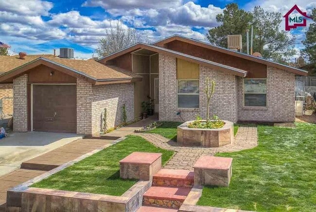 Building Photo - 1980 Buchanan Ave