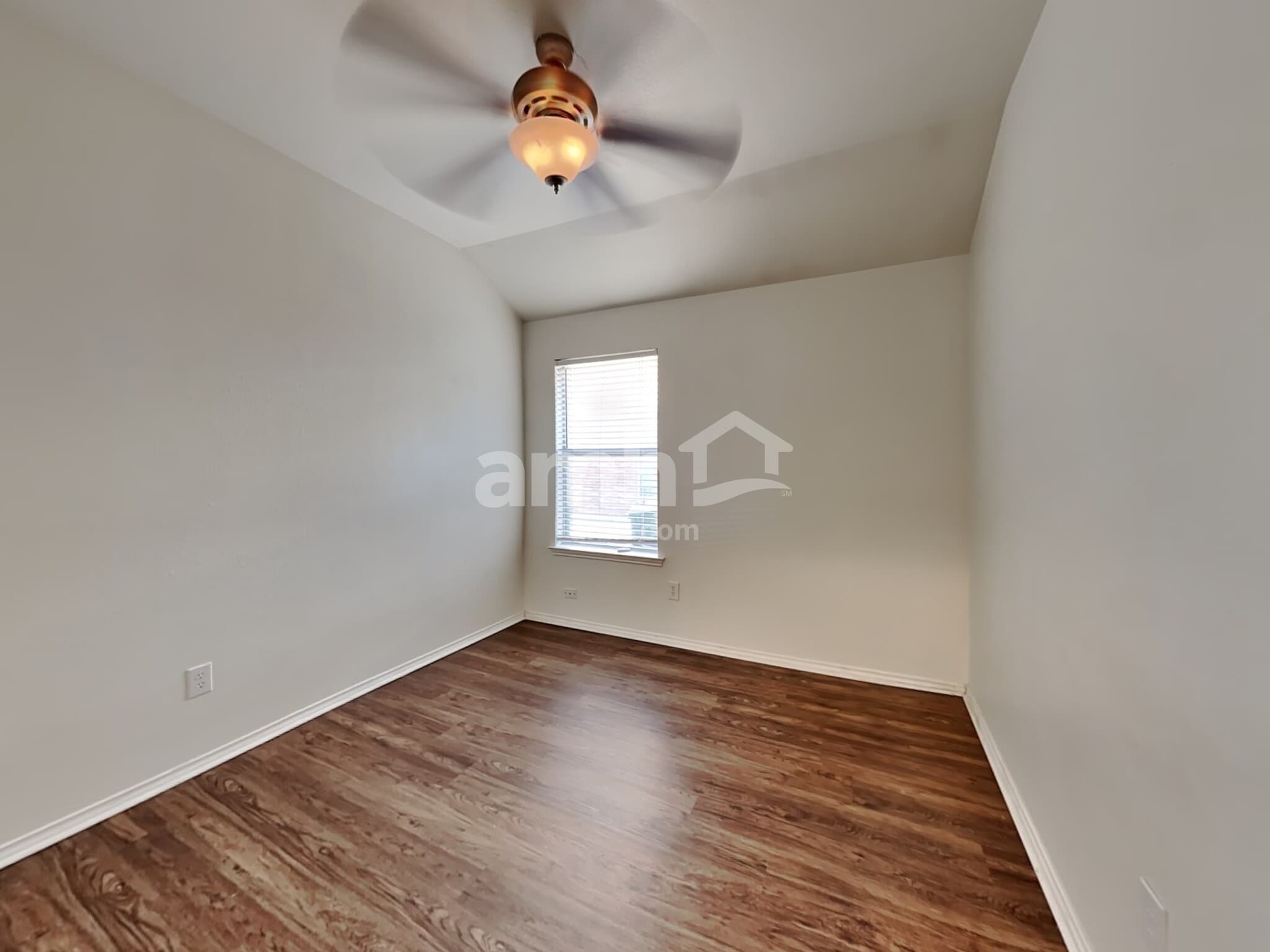 Building Photo - 3833 Pinebluff Ln