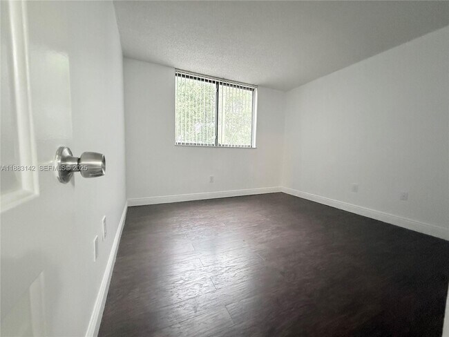 Building Photo - 8261 NW 8th St