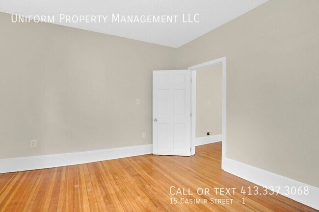 Building Photo - 15 Casimir St