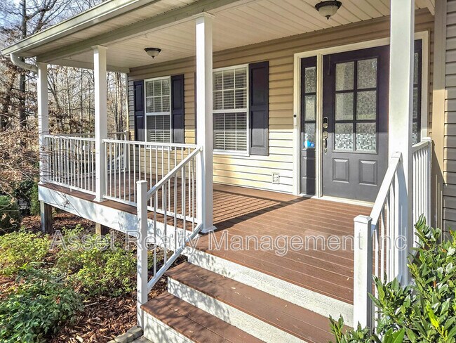 Building Photo - 12469 Daisywood Dr