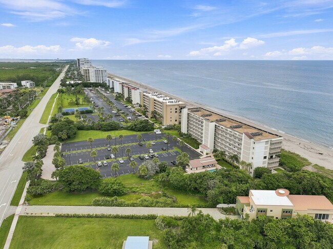 Building Photo - 10310 S Ocean Dr