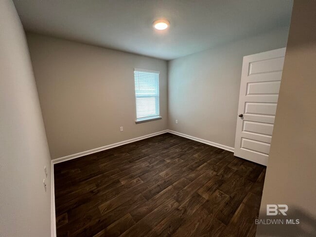 Building Photo - 10681 Northern Dancer Ct