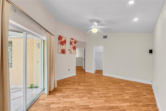 Building Photo - 5911 NW 59th Ave