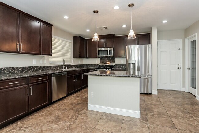 Building Photo - 10811 Cather Ave