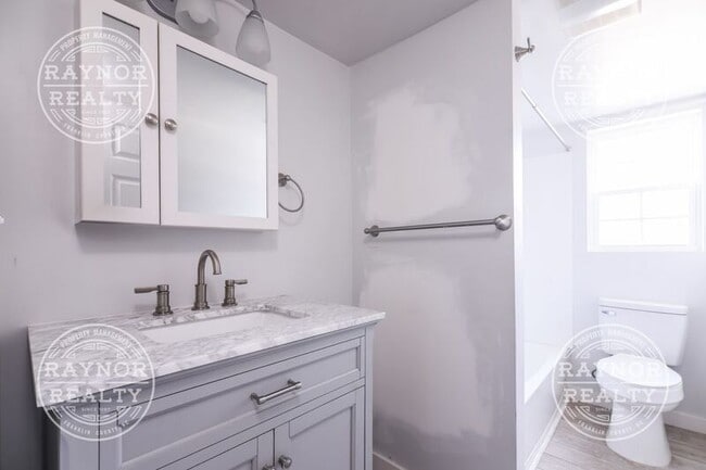 Building Photo - 1114 Branch St